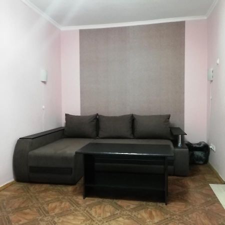 Appartement 2К. Центр Возле Гуливера.Бассейная 10 à Kiev Extérieur photo